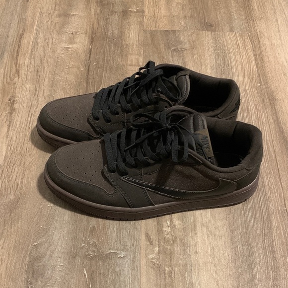 Travis Scott Nike Brown Velvets